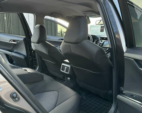 Коричневый Тойота Камри, объемом двигателя 2.49 л и пробегом 125 тыс. км за 19999 $, фото 12 на Automoto.ua