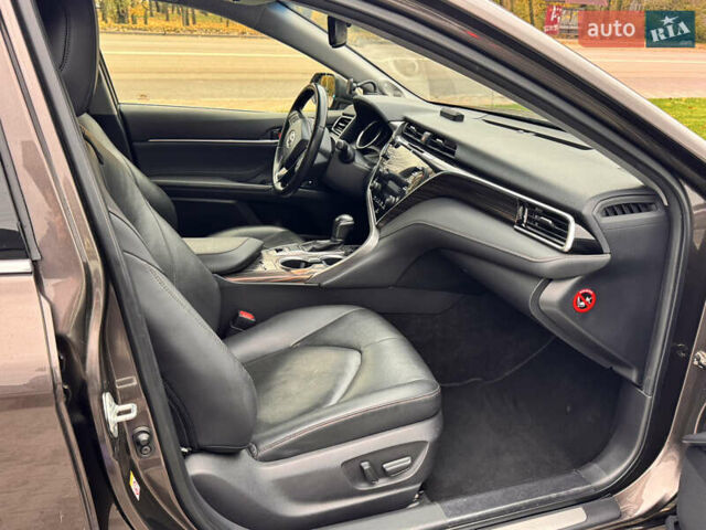 Коричневый Тойота Камри, объемом двигателя 2.49 л и пробегом 104 тыс. км за 23000 $, фото 13 на Automoto.ua