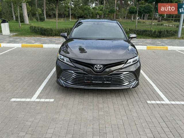 Тойота Камри 2018 в Киеве на Automoto.ua Коричневый Тойота Камри, объемом двигателя 2.49 л и пробегом 128 тыс. км за 18000 $, фото 1 на Automoto.ua