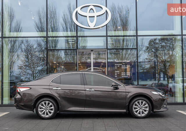 Коричневый Тойота Камри, объемом двигателя 2.49 л и пробегом 143 тыс. км за 21906 $, фото 16 на Automoto.ua