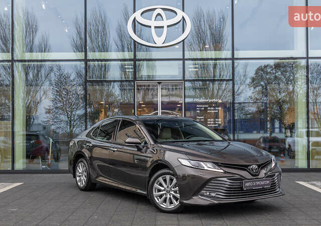 Коричневый Тойота Камри, объемом двигателя 2.49 л и пробегом 143 тыс. км за 21906 $, фото 18 на Automoto.ua