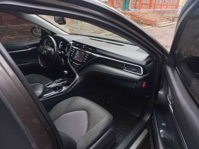 Коричневый Тойота Камри, объемом двигателя 2.5 л и пробегом 113 тыс. км за 21000 $, фото 4 на Automoto.ua