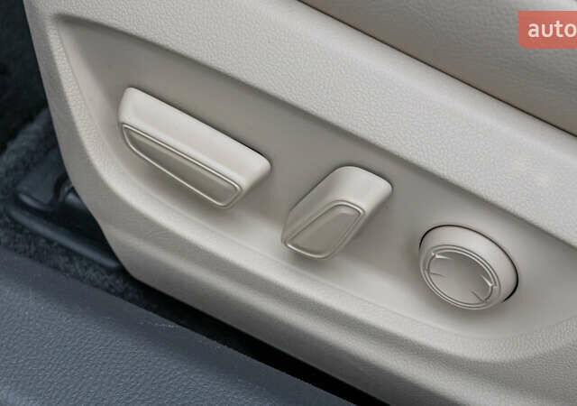 Коричневый Тойота Камри, объемом двигателя 2.49 л и пробегом 143 тыс. км за 21906 $, фото 20 на Automoto.ua