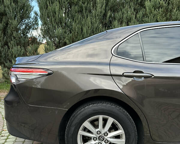 Коричневый Тойота Камри, объемом двигателя 2.49 л и пробегом 126 тыс. км за 21500 $, фото 3 на Automoto.ua