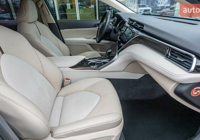 Коричневый Тойота Камри, объемом двигателя 2.49 л и пробегом 143 тыс. км за 21906 $, фото 5 на Automoto.ua