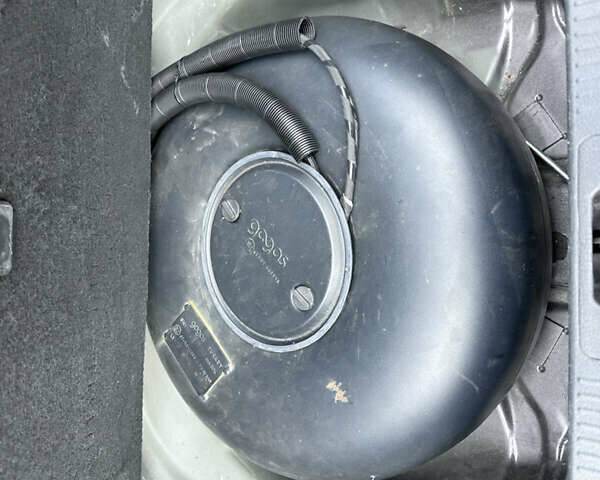 Коричневый Тойота Камри, объемом двигателя 2.49 л и пробегом 101 тыс. км за 22000 $, фото 25 на Automoto.ua