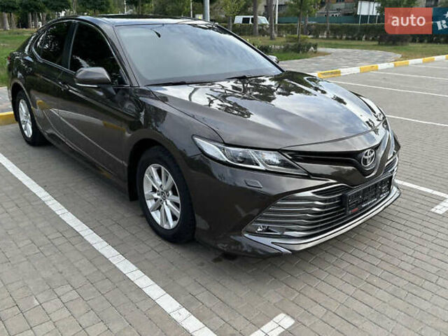 Тойота Камри 2018 в Киеве на Automoto.ua Коричневый Тойота Камри, объемом двигателя 2.49 л и пробегом 128 тыс. км за 18000 $, фото 2 на Automoto.ua