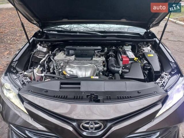 Коричневый Тойота Камри, объемом двигателя 2.49 л и пробегом 110 тыс. км за 21000 $, фото 6 на Automoto.ua