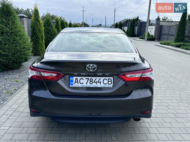 Коричневый Тойота Камри, объемом двигателя 2.49 л и пробегом 101 тыс. км за 22000 $, фото 8 на Automoto.ua