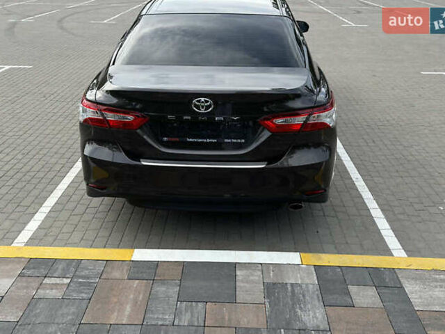 Тойота Камри 2018 в Киеве на Automoto.ua Коричневый Тойота Камри, объемом двигателя 2.49 л и пробегом 128 тыс. км за 18000 $, фото 7 на Automoto.ua