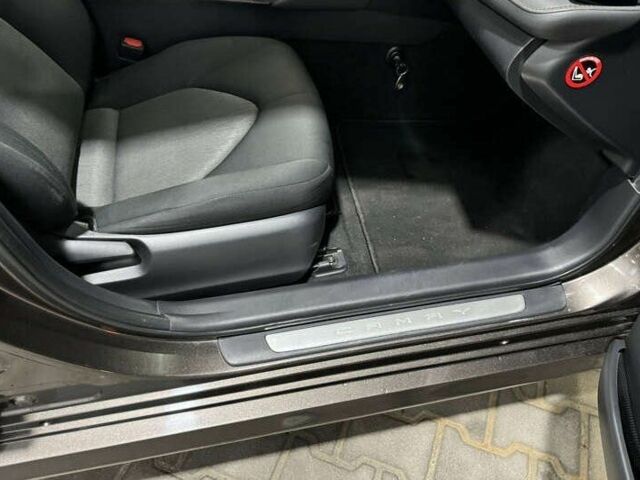 Коричневий Тойота Камрі, об'ємом двигуна 2.5 л та пробігом 106 тис. км за 17800 $, фото 21 на Automoto.ua