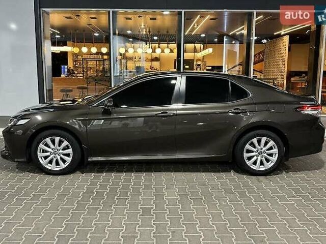 Коричневый Тойота Камри, объемом двигателя 2.49 л и пробегом 106 тыс. км за 18300 $, фото 2 на Automoto.ua