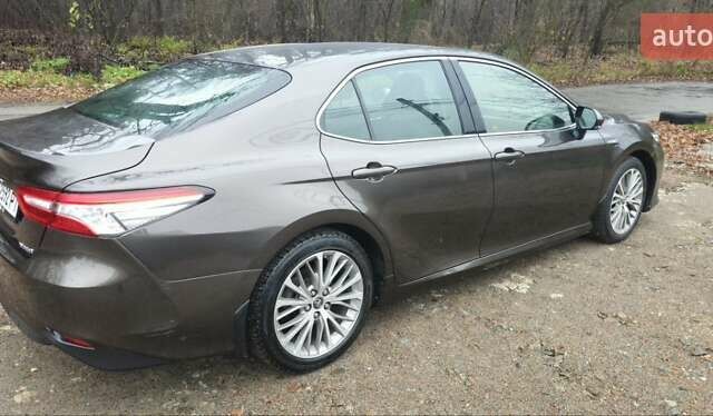 Коричневый Тойота Камри, объемом двигателя 2.49 л и пробегом 182 тыс. км за 26000 $, фото 2 на Automoto.ua