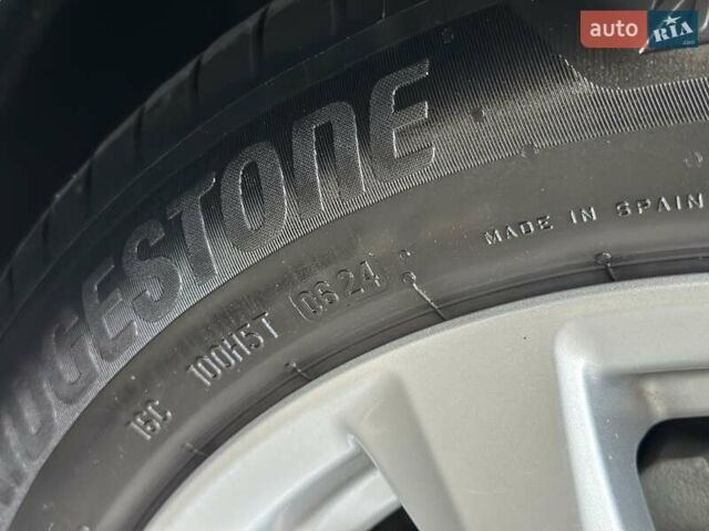 Коричневый Тойота Камри, объемом двигателя 2.49 л и пробегом 85 тыс. км за 23950 $, фото 27 на Automoto.ua