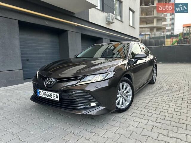 Коричневый Тойота Камри, объемом двигателя 2.49 л и пробегом 85 тыс. км за 23950 $, фото 2 на Automoto.ua