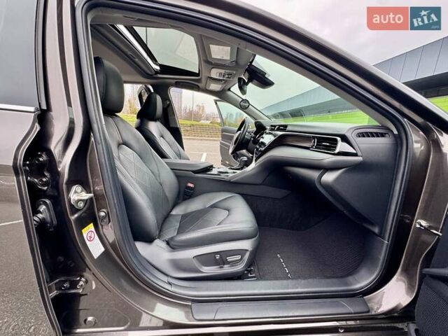 Коричневый Тойота Камри, объемом двигателя 2.49 л и пробегом 78 тыс. км за 25900 $, фото 42 на Automoto.ua