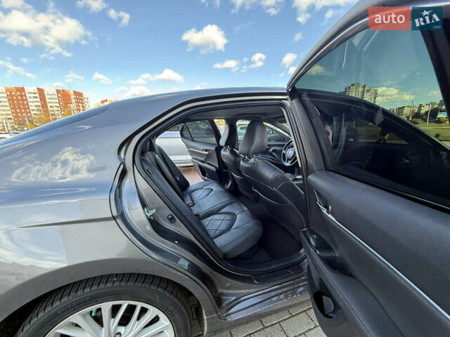 Тойота Камри 2019 в Львове на Automoto.ua Коричневый Тойота Камри, объемом двигателя 2.49 л и пробегом 105 тыс. км за 28000 $, фото 8 на Automoto.ua