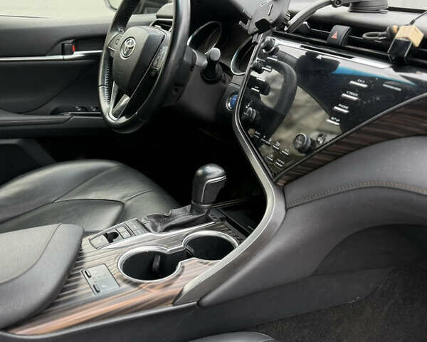 Коричневый Тойота Камри, объемом двигателя 2.49 л и пробегом 80 тыс. км за 31800 $, фото 4 на Automoto.ua