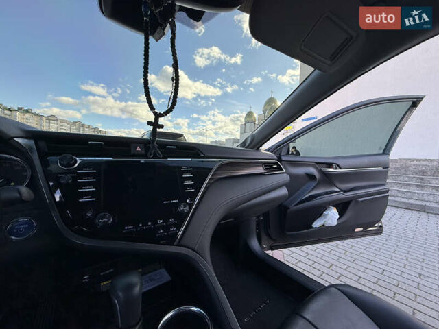 Тойота Камри 2019 в Львове на Automoto.ua Коричневый Тойота Камри, объемом двигателя 2.49 л и пробегом 105 тыс. км за 28000 $, фото 15 на Automoto.ua