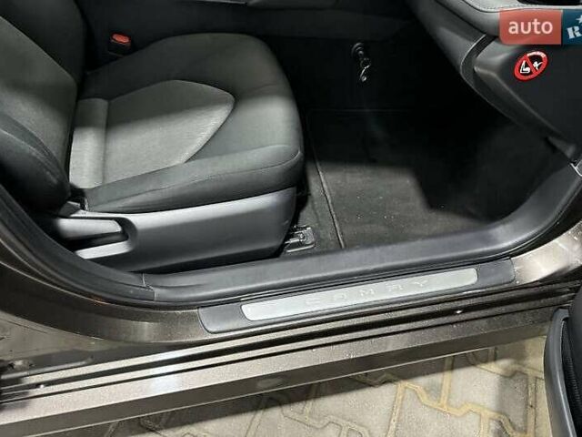 Коричневый Тойота Камри, объемом двигателя 2.49 л и пробегом 106 тыс. км за 18300 $, фото 12 на Automoto.ua