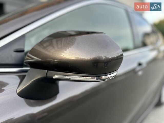 Коричневый Тойота Камри, объемом двигателя 2.49 л и пробегом 85 тыс. км за 23950 $, фото 65 на Automoto.ua