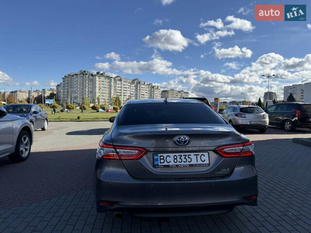 Тойота Камри 2019 в Львове на Automoto.ua Коричневый Тойота Камри, объемом двигателя 2.49 л и пробегом 105 тыс. км за 28000 $, фото 3 на Automoto.ua