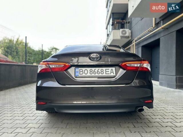 Коричневый Тойота Камри, объемом двигателя 2.49 л и пробегом 85 тыс. км за 23950 $, фото 9 на Automoto.ua