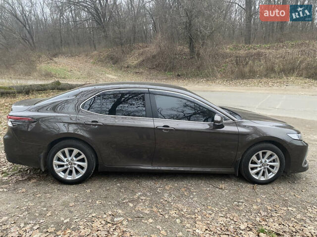 Коричневый Тойота Камри, объемом двигателя 2.49 л и пробегом 37 тыс. км за 29800 $, фото 3 на Automoto.ua