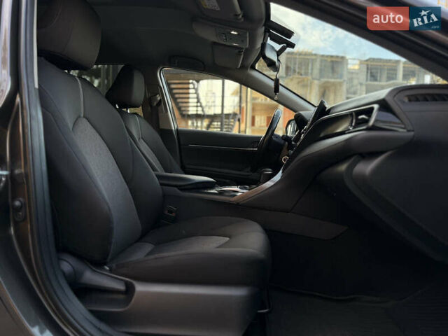 Коричневый Тойота Камри, объемом двигателя 2.5 л и пробегом 208 тыс. км за 19900 $, фото 7 на Automoto.ua