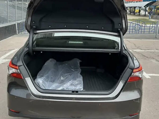 Коричневый Тойота Камри, объемом двигателя 2.49 л и пробегом 38 тыс. км за 31500 $, фото 2 на Automoto.ua