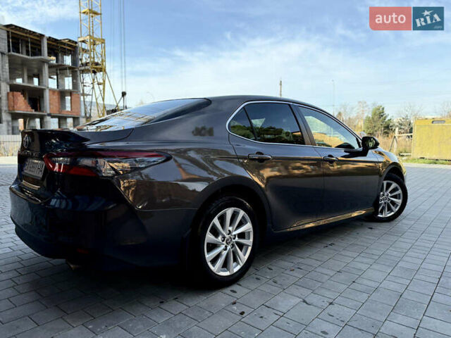 Коричневый Тойота Камри, объемом двигателя 2.5 л и пробегом 208 тыс. км за 19900 $, фото 2 на Automoto.ua