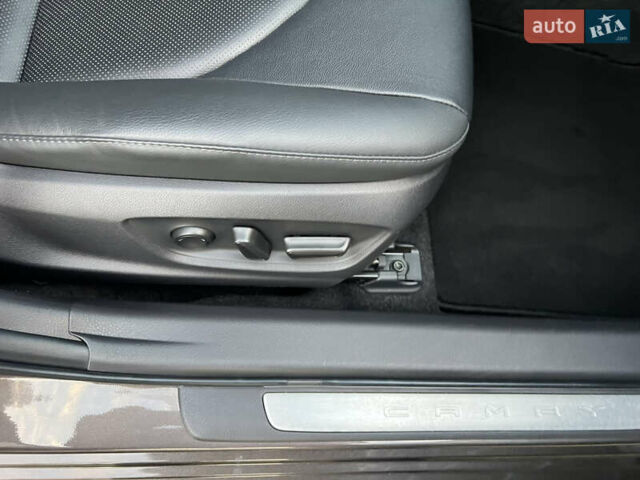 Коричневий Тойота Камрі, об'ємом двигуна 2.5 л та пробігом 147 тис. км за 29950 $, фото 103 на Automoto.ua