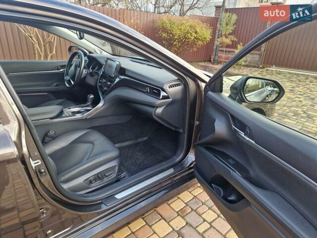 Коричневый Тойота Камри, объемом двигателя 2.49 л и пробегом 50 тыс. км за 32500 $, фото 5 на Automoto.ua