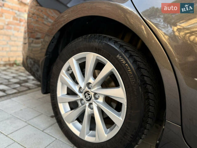 Коричневый Тойота Камри, объемом двигателя 2.5 л и пробегом 208 тыс. км за 19900 $, фото 14 на Automoto.ua