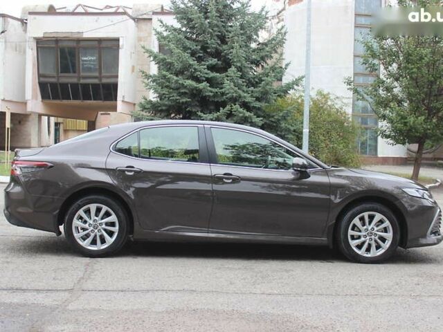 Коричневий Тойота Камрі, об'ємом двигуна 2.5 л та пробігом 58 тис. км за 34599 $, фото 10 на Automoto.ua