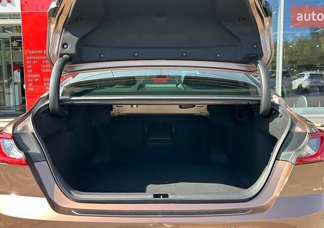 Коричневий Тойота Камрі, об'ємом двигуна 2.49 л та пробігом 3 тис. км за 49000 $, фото 10 на Automoto.ua