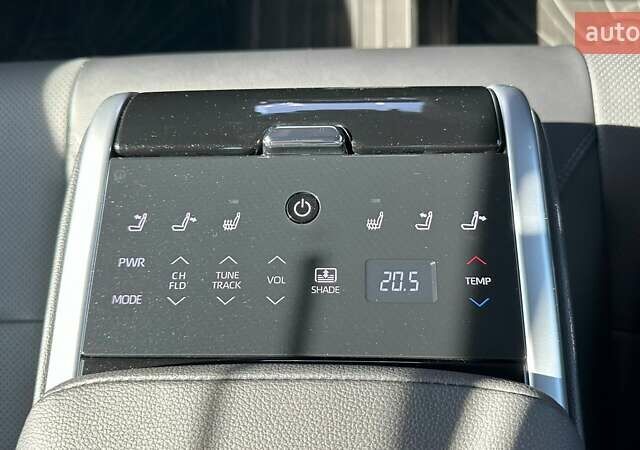 Коричневий Тойота Камрі, об'ємом двигуна 2.49 л та пробігом 3 тис. км за 49000 $, фото 12 на Automoto.ua