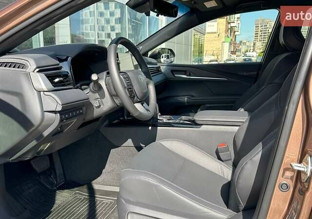 Коричневий Тойота Камрі, об'ємом двигуна 2.49 л та пробігом 3 тис. км за 49000 $, фото 16 на Automoto.ua