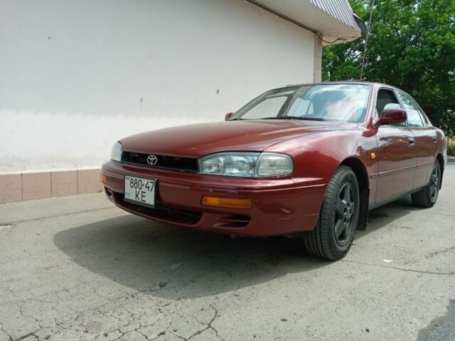 Червоний Тойота Камрі, об'ємом двигуна 2.2 л та пробігом 236 тис. км за 3100 $, фото 2 на Automoto.ua