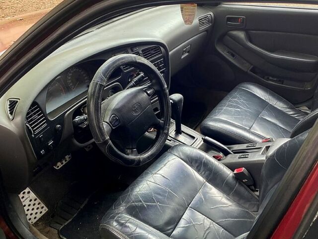 Красный Тойота Камри, объемом двигателя 3 л и пробегом 0 тыс. км за 1300 $, фото 3 на Automoto.ua