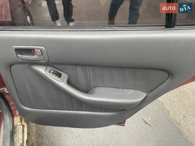 Червоний Тойота Камрі, об'ємом двигуна 3 л та пробігом 270 тис. км за 1500 $, фото 4 на Automoto.ua