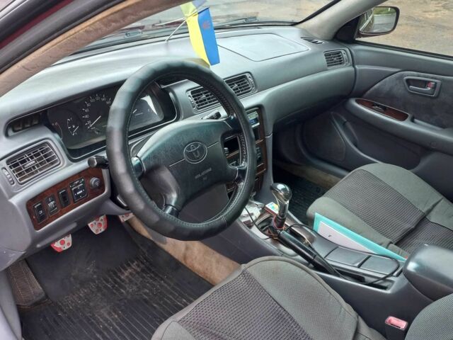 Червоний Тойота Камрі, об'ємом двигуна 2.2 л та пробігом 420 тис. км за 3200 $, фото 9 на Automoto.ua