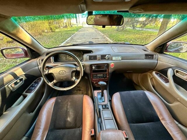 Красный Тойота Камри, объемом двигателя 3 л и пробегом 340 тыс. км за 2950 $, фото 8 на Automoto.ua