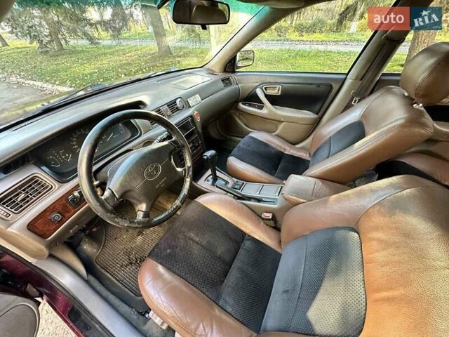 Червоний Тойота Камрі, об'ємом двигуна 3 л та пробігом 340 тис. км за 2950 $, фото 10 на Automoto.ua