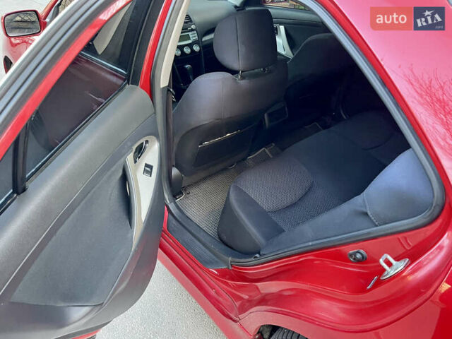 Красный Тойота Камри, объемом двигателя 2.36 л и пробегом 330 тыс. км за 7150 $, фото 8 на Automoto.ua