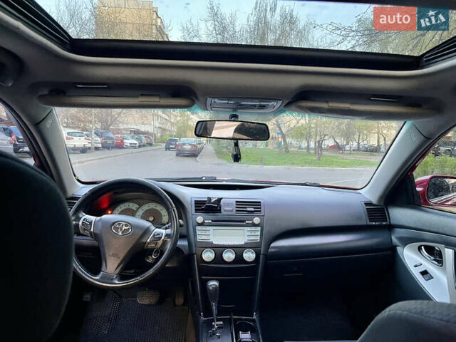 Красный Тойота Камри, объемом двигателя 2.36 л и пробегом 330 тыс. км за 7150 $, фото 9 на Automoto.ua