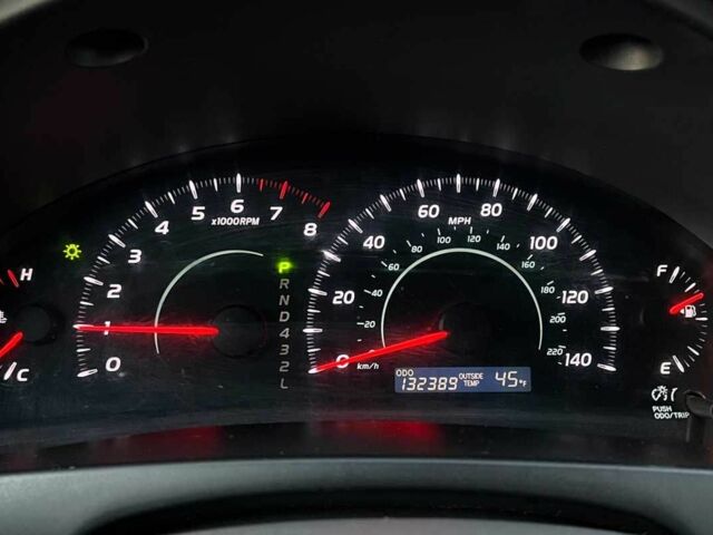 Червоний Тойота Камрі, об'ємом двигуна 2.4 л та пробігом 211 тис. км за 8850 $, фото 10 на Automoto.ua