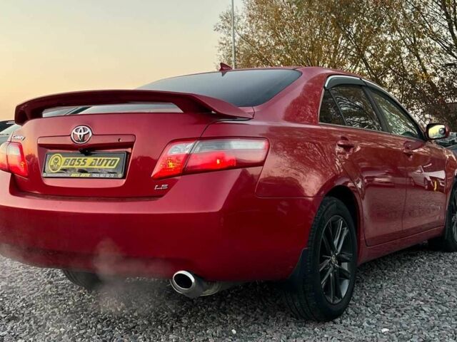 Червоний Тойота Камрі, об'ємом двигуна 2.4 л та пробігом 211 тис. км за 8850 $, фото 5 на Automoto.ua