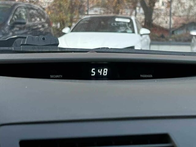 Червоний Тойота Камрі, об'ємом двигуна 2.4 л та пробігом 211 тис. км за 8850 $, фото 14 на Automoto.ua