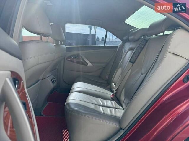Червоний Тойота Камрі, об'ємом двигуна 2.4 л та пробігом 284 тис. км за 7290 $, фото 9 на Automoto.ua